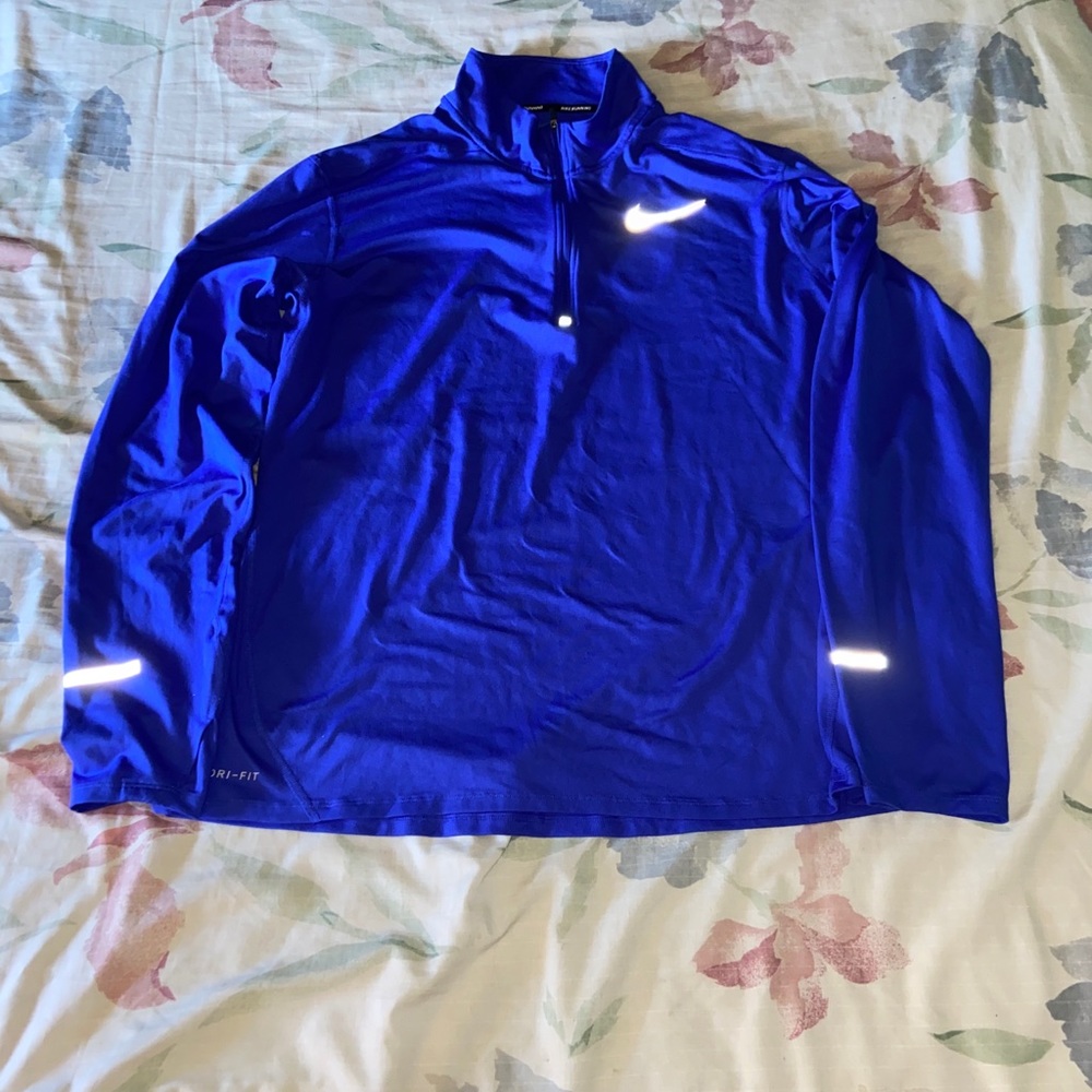 Nike quarter sleeve